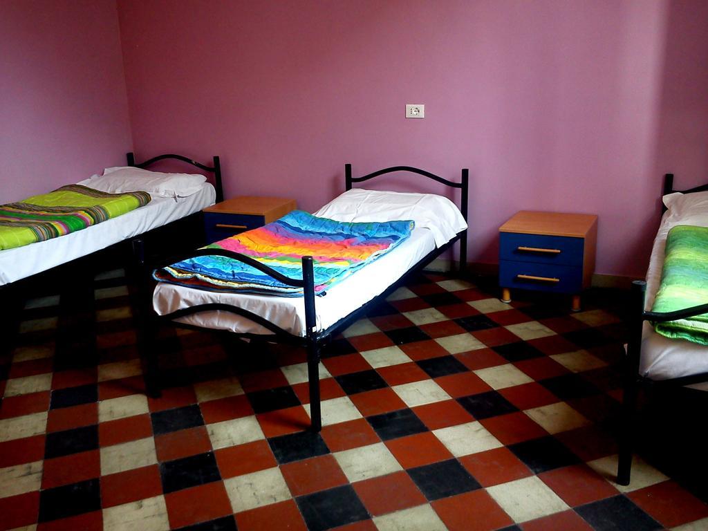 Youth Meeting Home Florencia Habitación foto